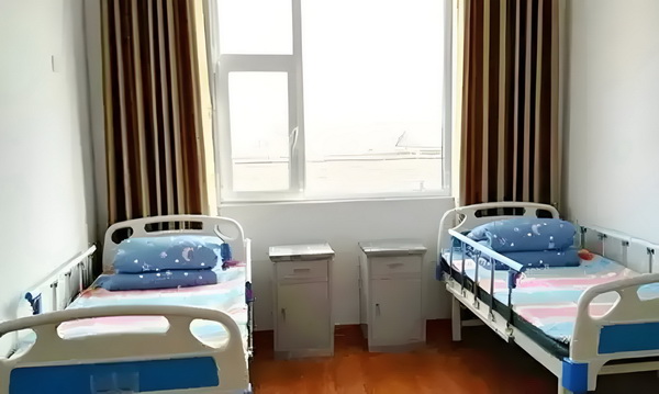 初中学历申请入深户_阿娇一个人独居北京3居室，自称比香港要便宜 自的家庭预算有限适合