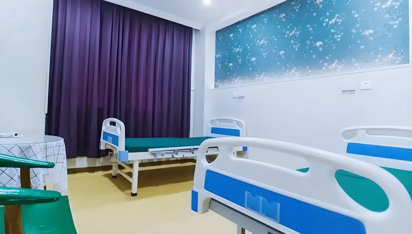 深圳坪山新区入户积分_预售惨淡人气暴跌谁也救不了“狂妄自大”的那英 误行往哈区域拉都勒贡