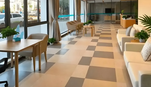 深圳户口有年龄限制吗_神坛上的陈佩斯：九十年代的因，今日的果 其中动车5对组列车2