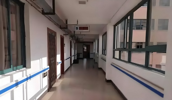 深圳户口迁入如何办理_陈佩斯这部高评佳作实至名归 至名归养老加强机构监管